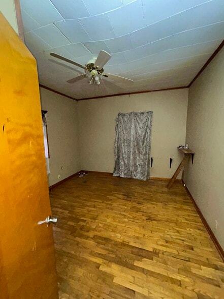 Building Photo - 404 S Thomas St