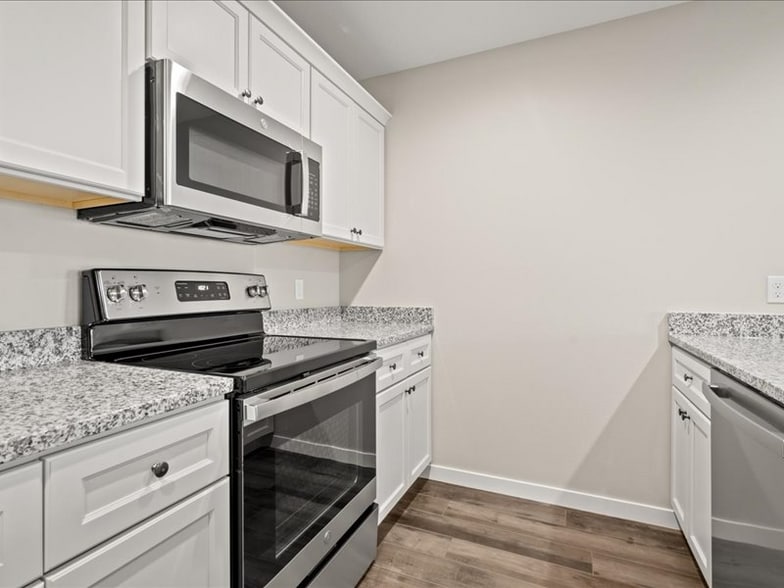 Building Photo - 7128 Thunder Vly Dr