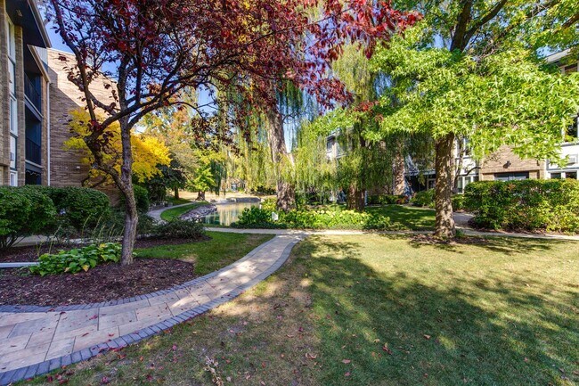 Building Photo - 2025 Ammer Ridge Ct
