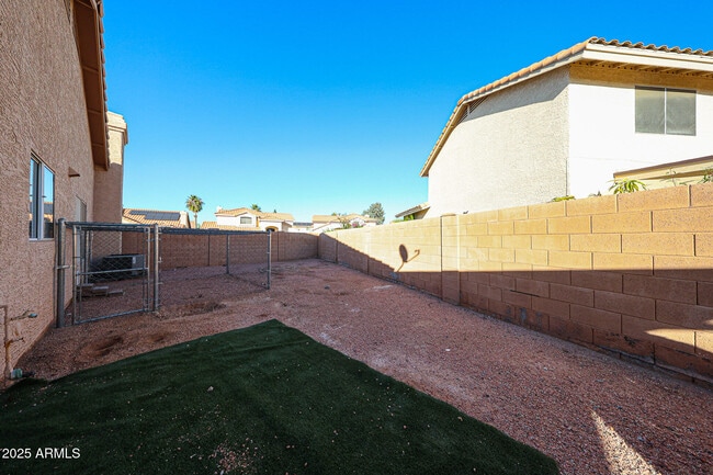 Building Photo - 8963 E Floriade Dr