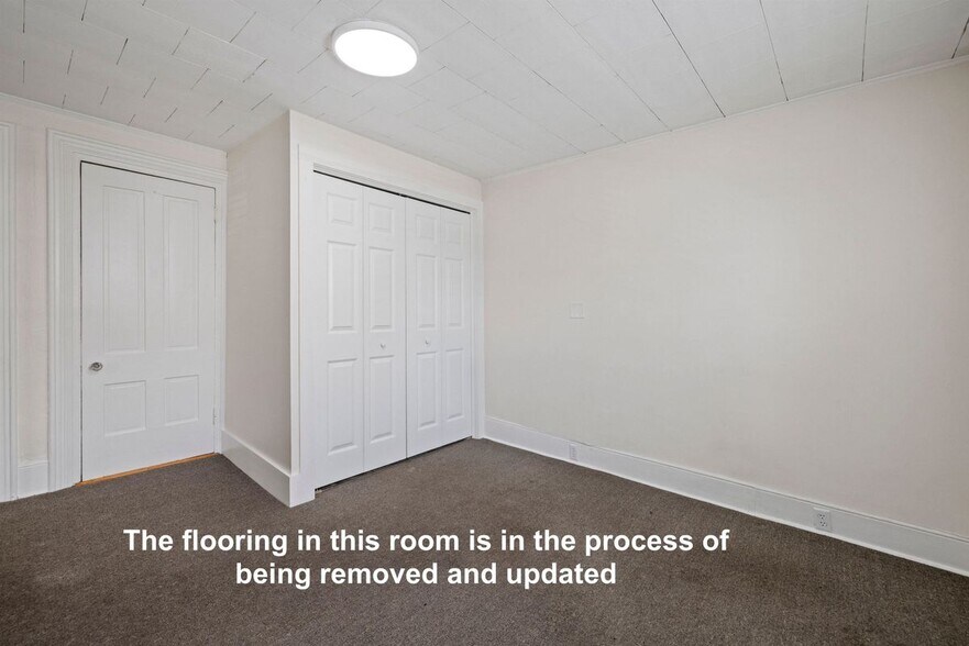 Building Photo - 36 Centre, 1