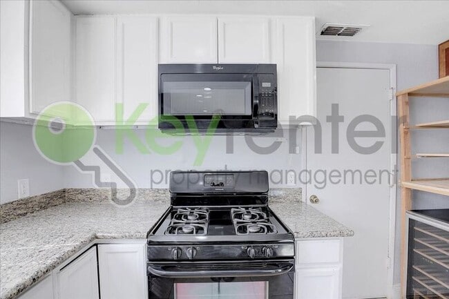 Building Photo - 3462 Bridgeford Dr