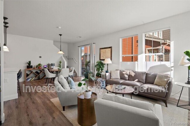 Building Photo - 3061 Low Meadow Blvd