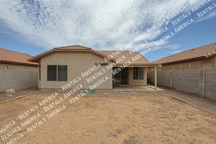 Building Photo - 6814 S 36th Ln
