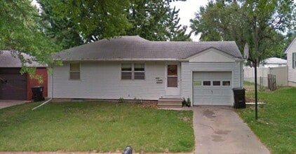 Building Photo - 6420 Knox St
