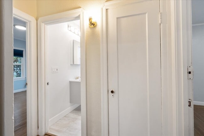 Building Photo - 2672 77th Ave