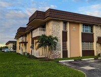 Building Photo - 7711 SW 56th St