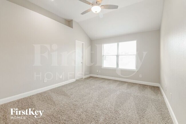 Building Photo - 503 Harvard Dr