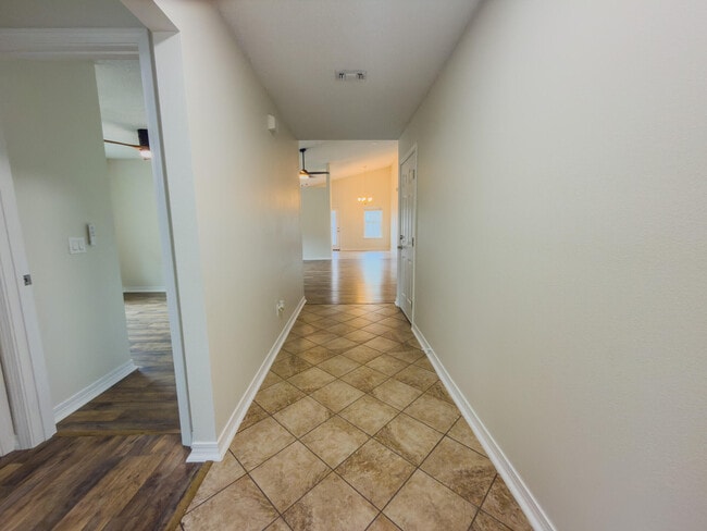 Building Photo - 1783 Ivalea Cir