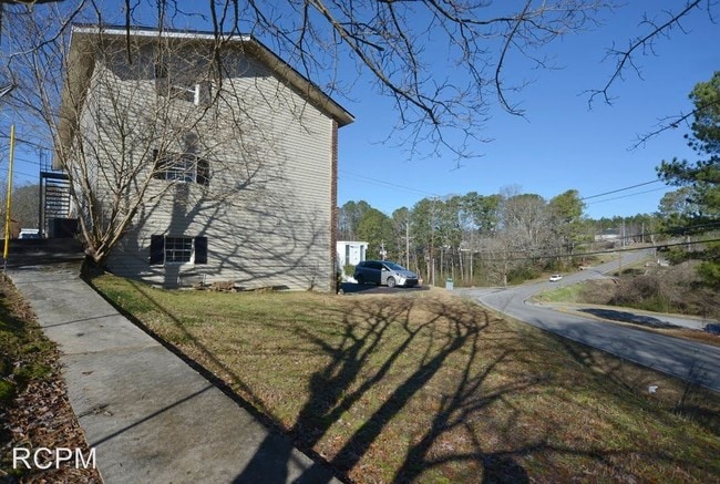 Building Photo - 1601 2nd Way NE