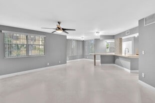 Building Photo - 2881 N Oakland Forest Dr