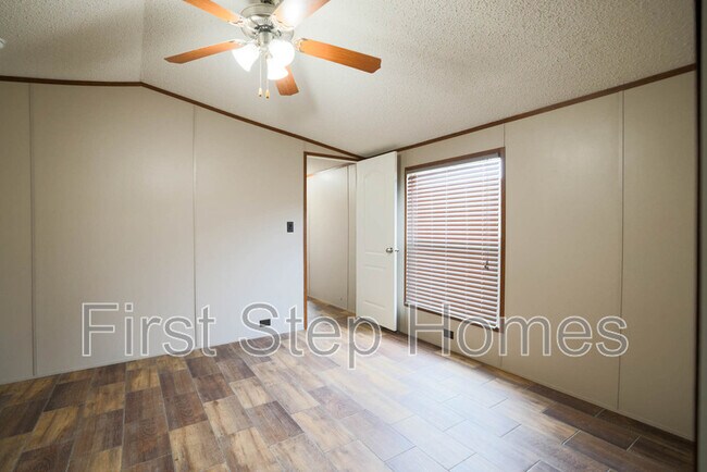 Building Photo - 1210 Orizaba
