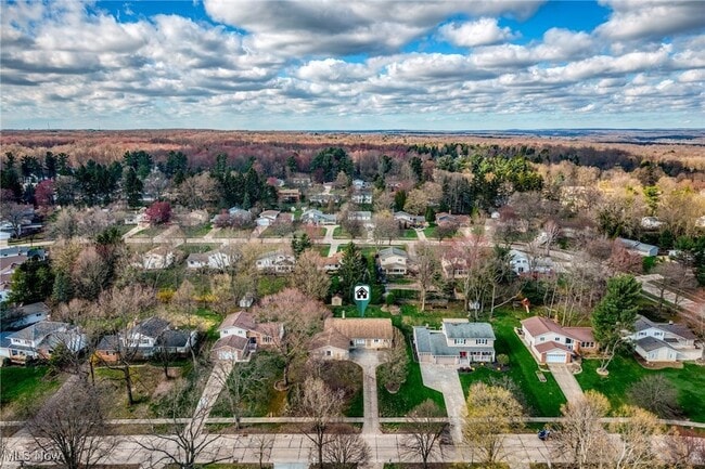 Building Photo - 33115 Ledge Hill Dr