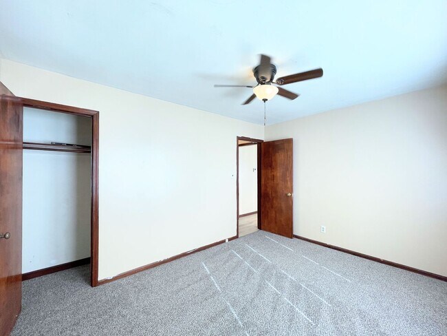 Building Photo - Cozy 3 bed 2 bath home with basement in Wichita