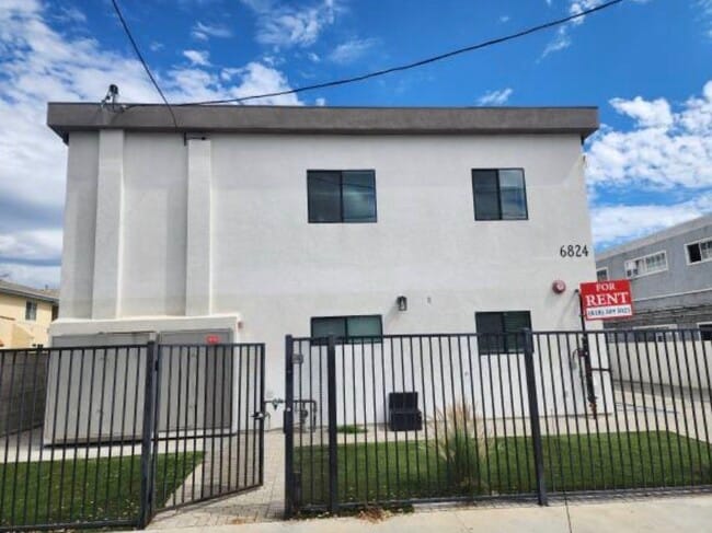 Primary Photo - 6824 Ben Ave