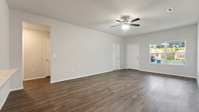 Building Photo - "Charming 4-Bedroom Home with Granite Touc...