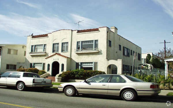 Primary Photo - 315 Cherry Ave