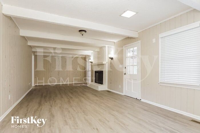 Building Photo - 3453 Lynngate Cir