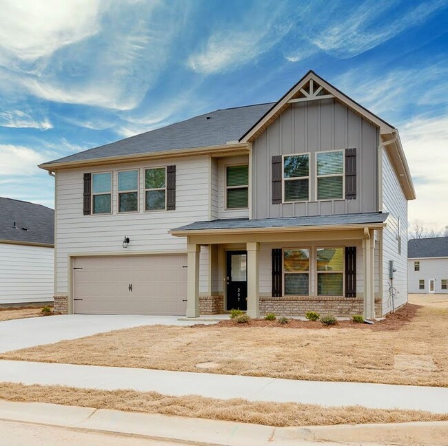 Building Photo - Spacious 5-Bedroom, 3-Bath Home in Prime F...