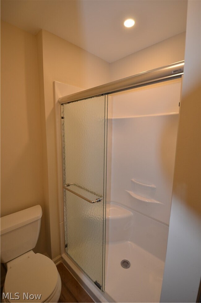 Building Photo - 6933 W Fitzwater Rd