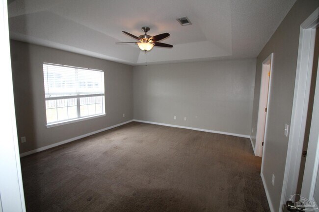 Building Photo - 3329 Tiller Ct
