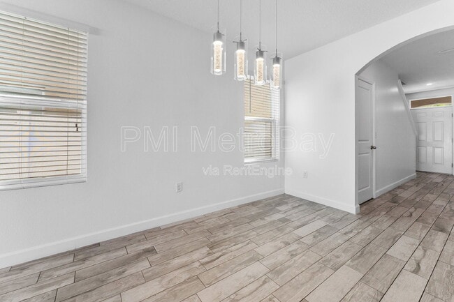 Building Photo - 105 Lacewing Pl