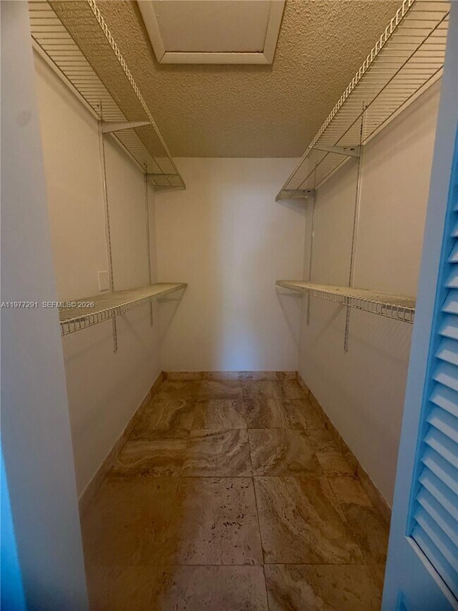 Building Photo - 8811 SW 123rd Ct