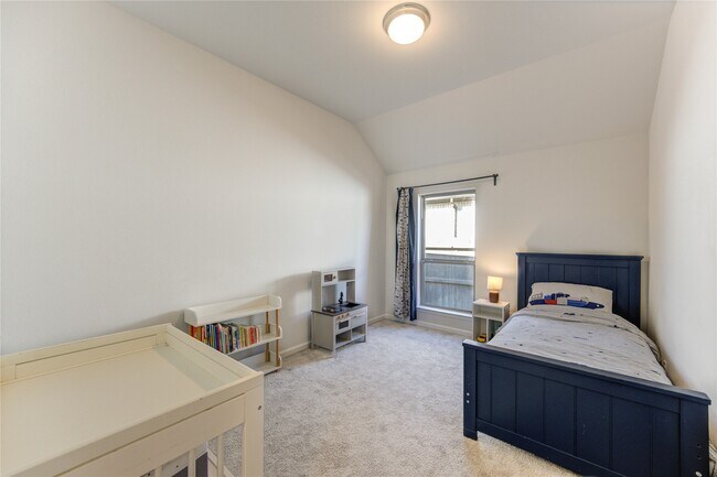 Building Photo - 6027 Painted Plains Ln