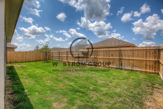 Building Photo - 11831 Arkoma Dr