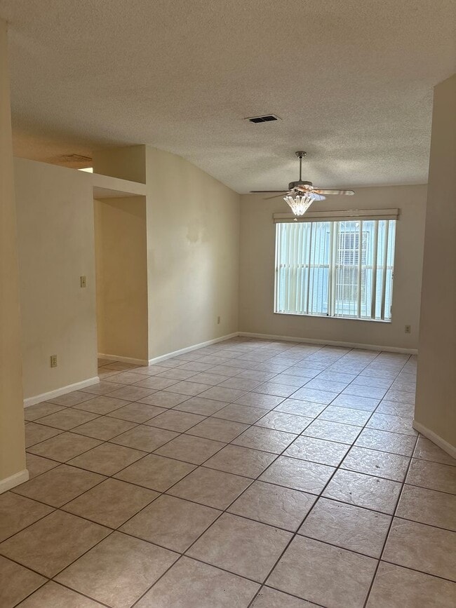 Building Photo - 2861 Falling Tree Cir