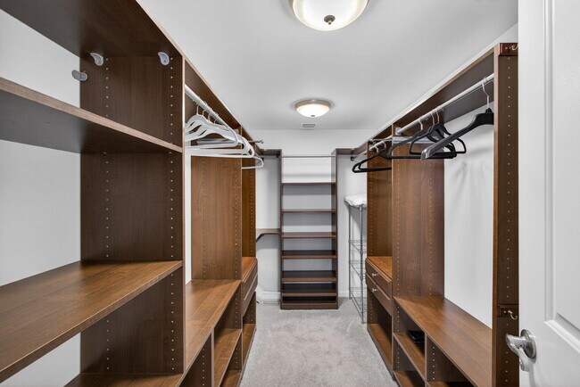 Building Photo - 4200 N Ocean Dr