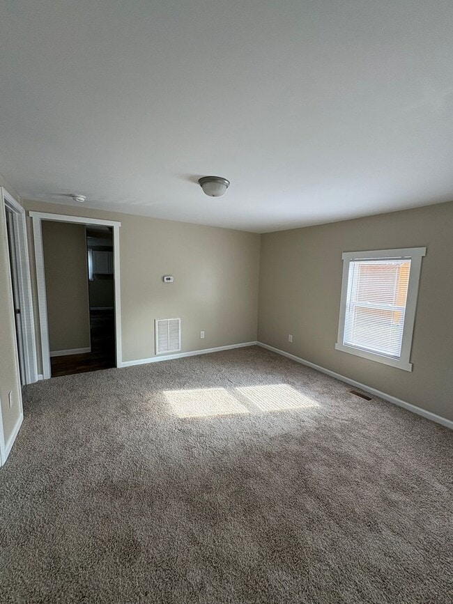 Building Photo - 1805 College St