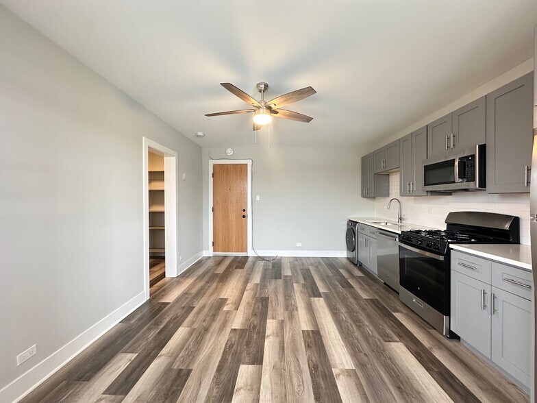 Building Photo - 369 Hazel Ave