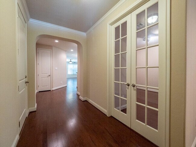 Building Photo - 6009 Wilcott Ct