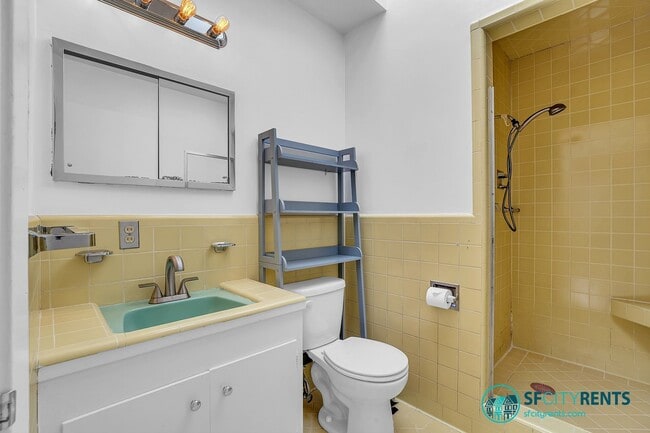 Building Photo - Diamond Heights/Noe Valley: Single Family Home w/ Guest Suite, Yard, Garage & EV Charger