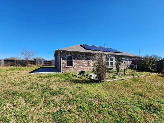 Building Photo - 12708 S Shore Dr