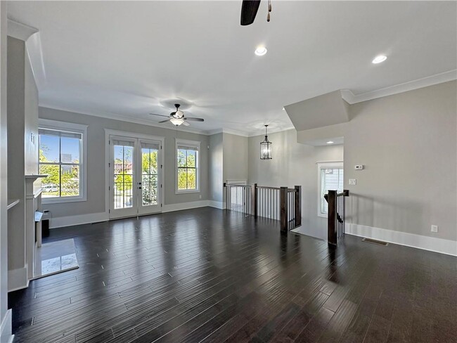 Building Photo - 4154 Wisconsin Dr