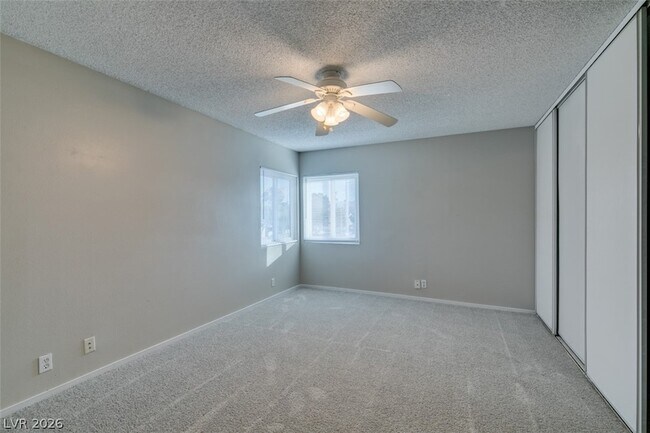 Building Photo - 2340 Belvedere Dr