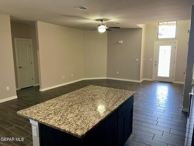 Building Photo - 617 Rafael Marmolejo St