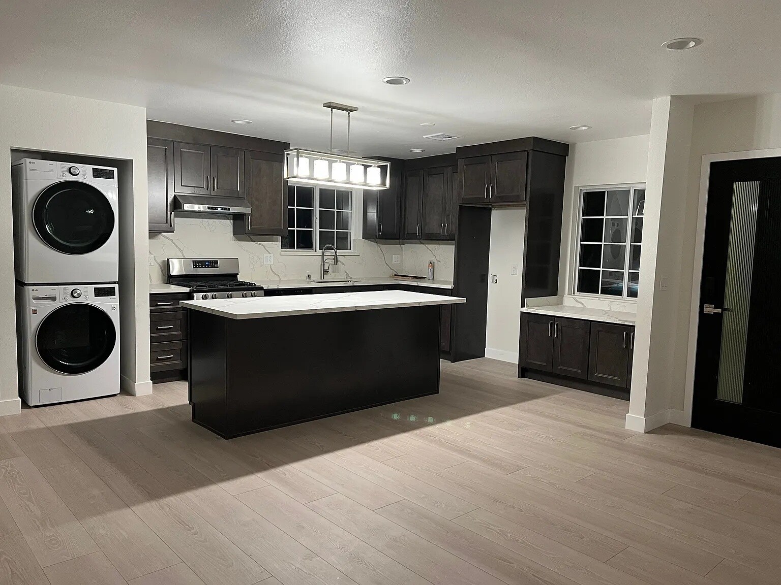 Building Photo - 8176 Dale St