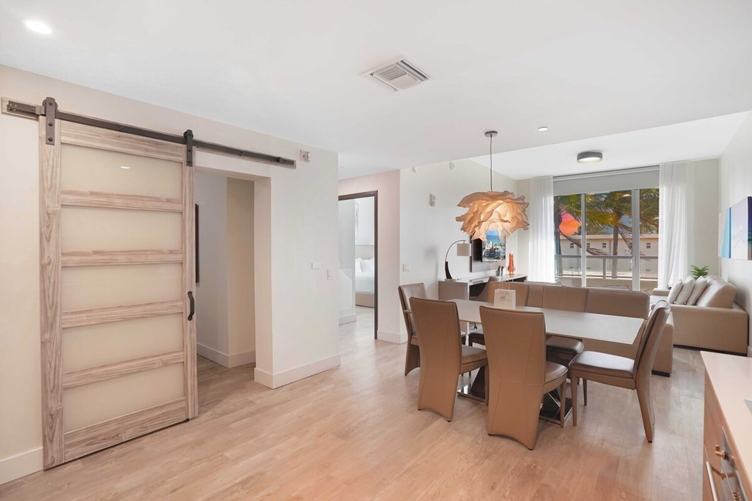 Building Photo - 777 N Ocean Dr
