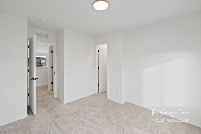 Building Photo - LUXURY 5BD HOME in AWARD WINNING WOLF RANCH COMMUNITY - Security Deposit Waiver Available