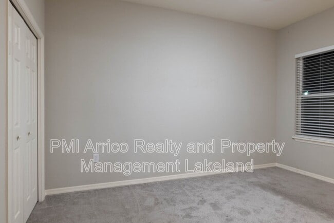 Building Photo - 1069 Montgomery Ln