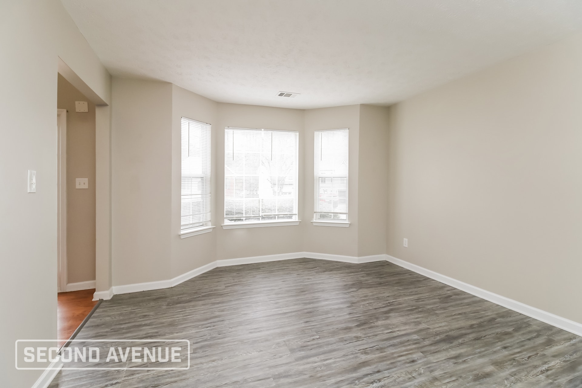 Building Photo - 5681 Spring Mill Cir