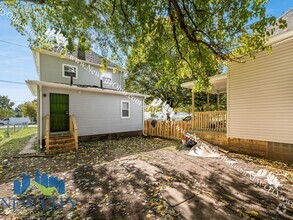 Building Photo - 2737 1/2-878-872 Sullivant Ave