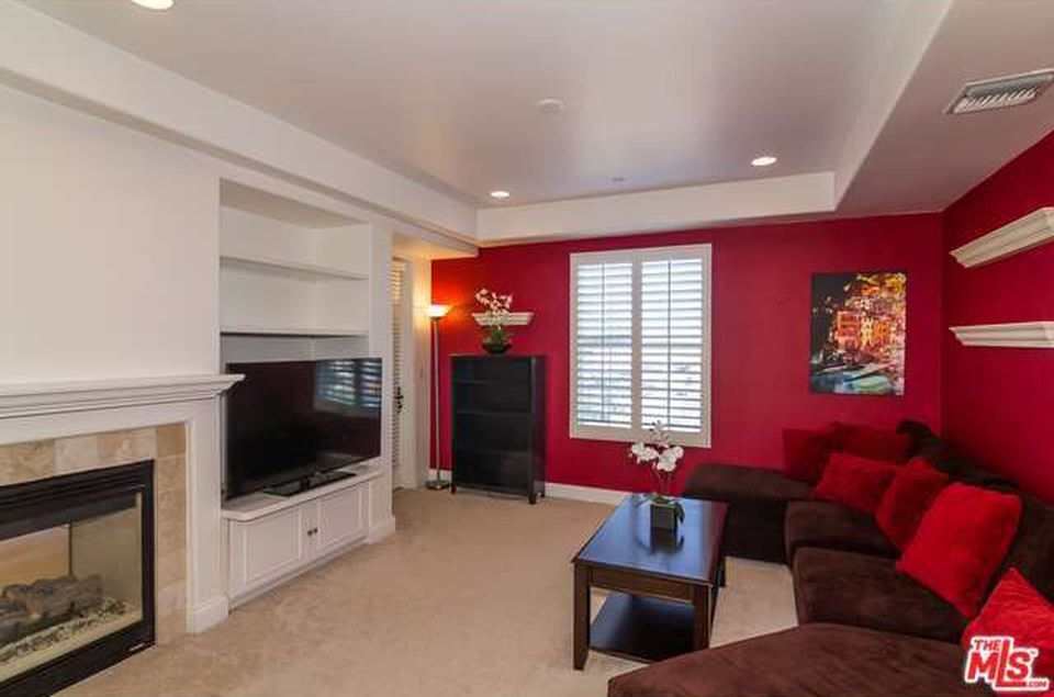 Building Photo - 12975 Agustin Pl