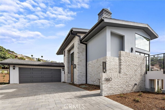 Building Photo - 980 Meadowlark Ln
