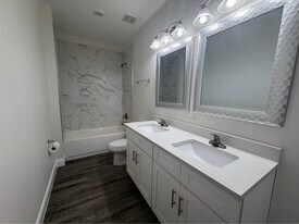 Building Photo - 2215 Andalusia Blvd