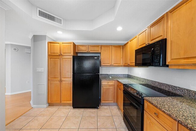 Building Photo - 371 Channelside Walk Way