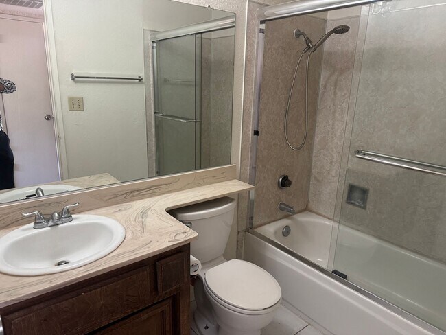 Building Photo - 3325-3327 Jayanne Way